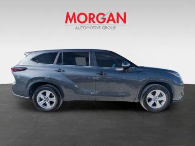 2025 Toyota Highlander — side profile view