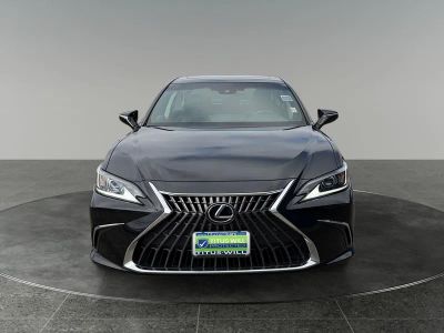 2023 Lexus ES — side profile view