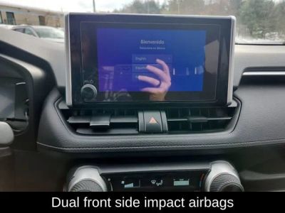 2023 Toyota RAV4 LE - Photo 21