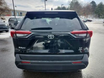 2023 Toyota RAV4 LE - Photo 5