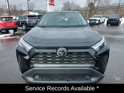 2023 Toyota RAV4 LE - Photo 9