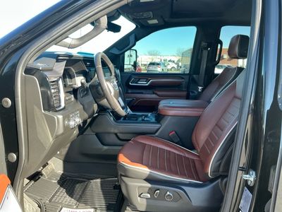2024 GMC Sierra 2500HD - Photo 9