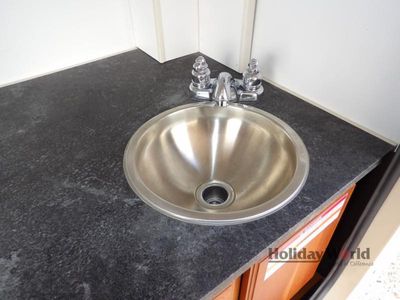 2017 Winnebago Sunstar - Photo 19