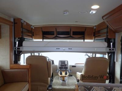 2017 Winnebago Sunstar - Photo 17