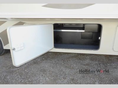2017 Winnebago Sunstar - Photo 21