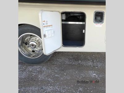 2017 Winnebago Sunstar - Photo 24