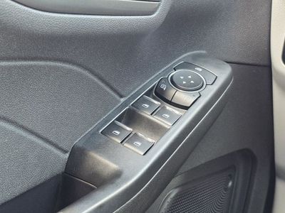 2023 Ford Escape - Photo 16