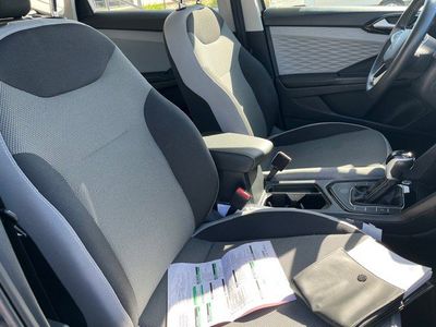 2024 Volkswagen Taos - Photo 13