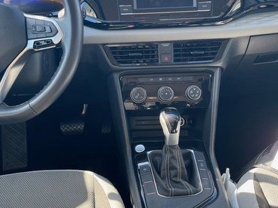 2024 Volkswagen Taos - Photo 12