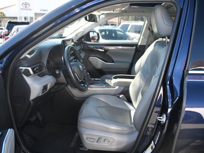 2020 Toyota Highlander - Photo 26