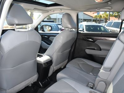 2020 Toyota Highlander - Photo 30