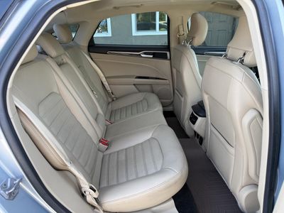2014 Ford Fusion - Photo 17