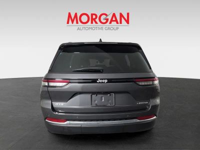 2025 Jeep Grand Cherokee — photo 8 view