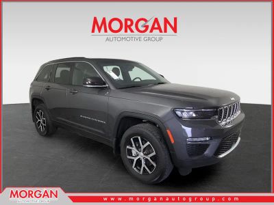 2025 Jeep Grand Cherokee Limited in Gray — front three-quarter view