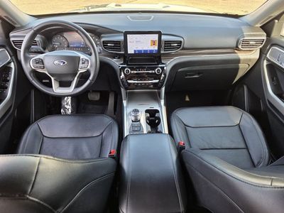 2023 Ford Explorer - Photo 8
