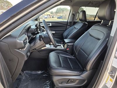 2023 Ford Explorer - Photo 12