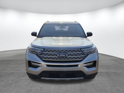 2023 Ford Explorer - Photo 2