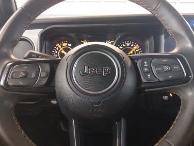 2024 Jeep Wrangler - Photo 12