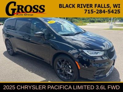 2025 Chrysler Pacifica Limited in Diamond Black Crystal Pearlcoat — front three-quarter view