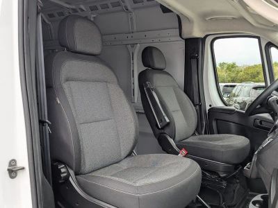 2025 Ram ProMaster Cargo Van — photo 15 view