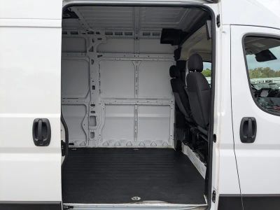 2025 Ram ProMaster Cargo Van — photo 16 view