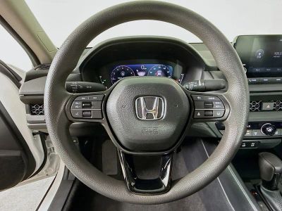 2025 Honda Accord — photo 8 view