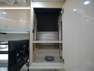 2018 Airstream INTERSTATE — photo 23 view