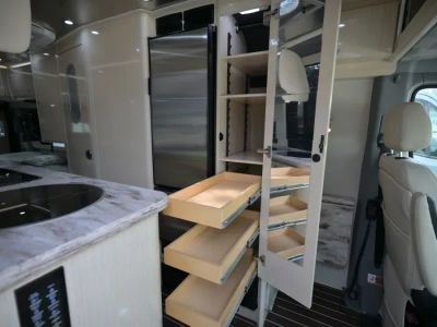 2018 Airstream INTERSTATE — photo 18 view