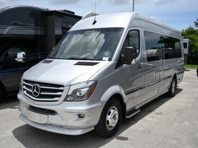 2018 Airstream INTERSTATE — photo 30 view