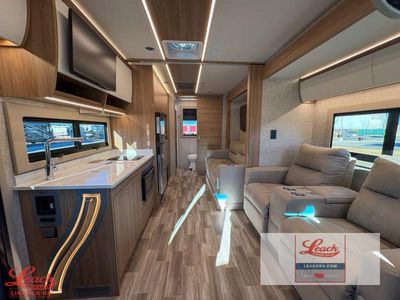 2025 Wayfarer 25 XRW - Photo 12