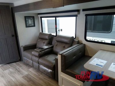 2026 Venture RV Stratus - Photo 13