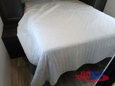 2026 Venture RV Stratus - Photo 24