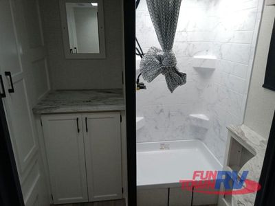 2026 Venture RV Stratus - Photo 15