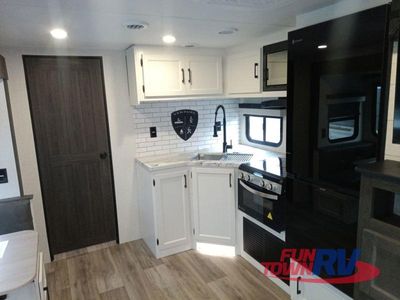 2026 Venture RV Stratus - Photo 11