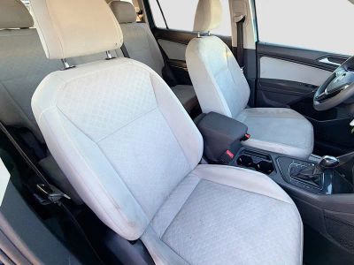 2020 Volkswagen Tiguan — photo 13 view