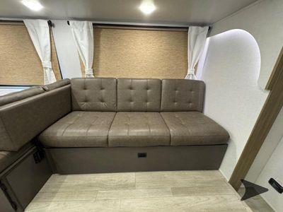 2025 Forest River RV Wildwood X-Lite - Photo 38