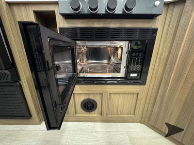 2025 Forest River RV Wildwood X-Lite - Photo 63