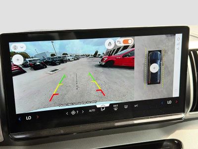 2025 Ford Expedition — photo 34 view
