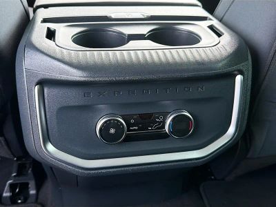 2025 Ford Expedition — photo 21 view
