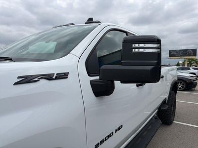 2026 Chevrolet Silverado 2500 HD — photo 10 view