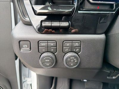 2026 Chevrolet Silverado 2500 HD — photo 29 view