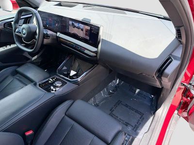 2025 BMW X3 — photo 13 view