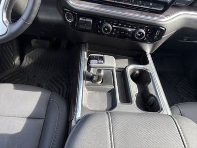 2026 Chevrolet Silverado 1500 — photo 13 view
