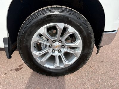 2026 Chevrolet Silverado 1500 — photo 16 view