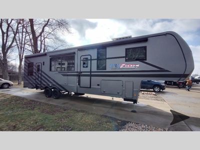 2025 Keystone RV Fuzion - Photo 7