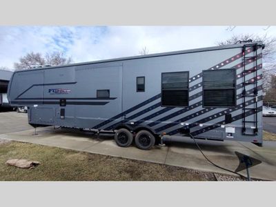 2025 Keystone RV Fuzion - Photo 8