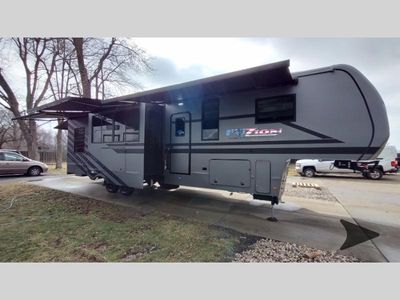 2025 Keystone RV Fuzion - Photo 9