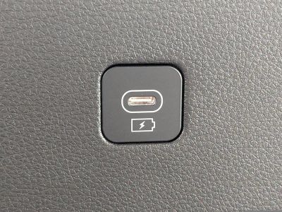 2026 Kia Carnival — photo 16 view