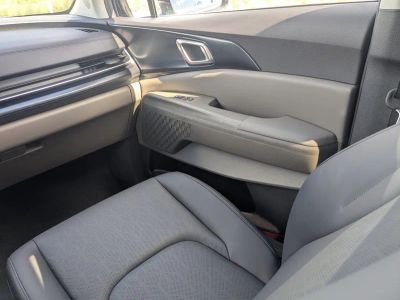 2026 Kia Carnival — photo 27 view