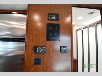 2014 Forest River RV Legacy Elite — photo 49 view